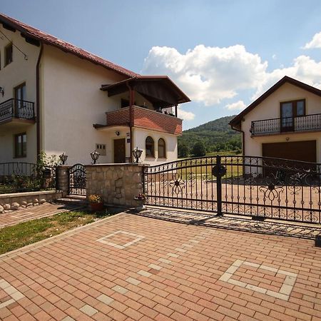 Apartman Lucija & Luka Оточац Екстер'єр фото